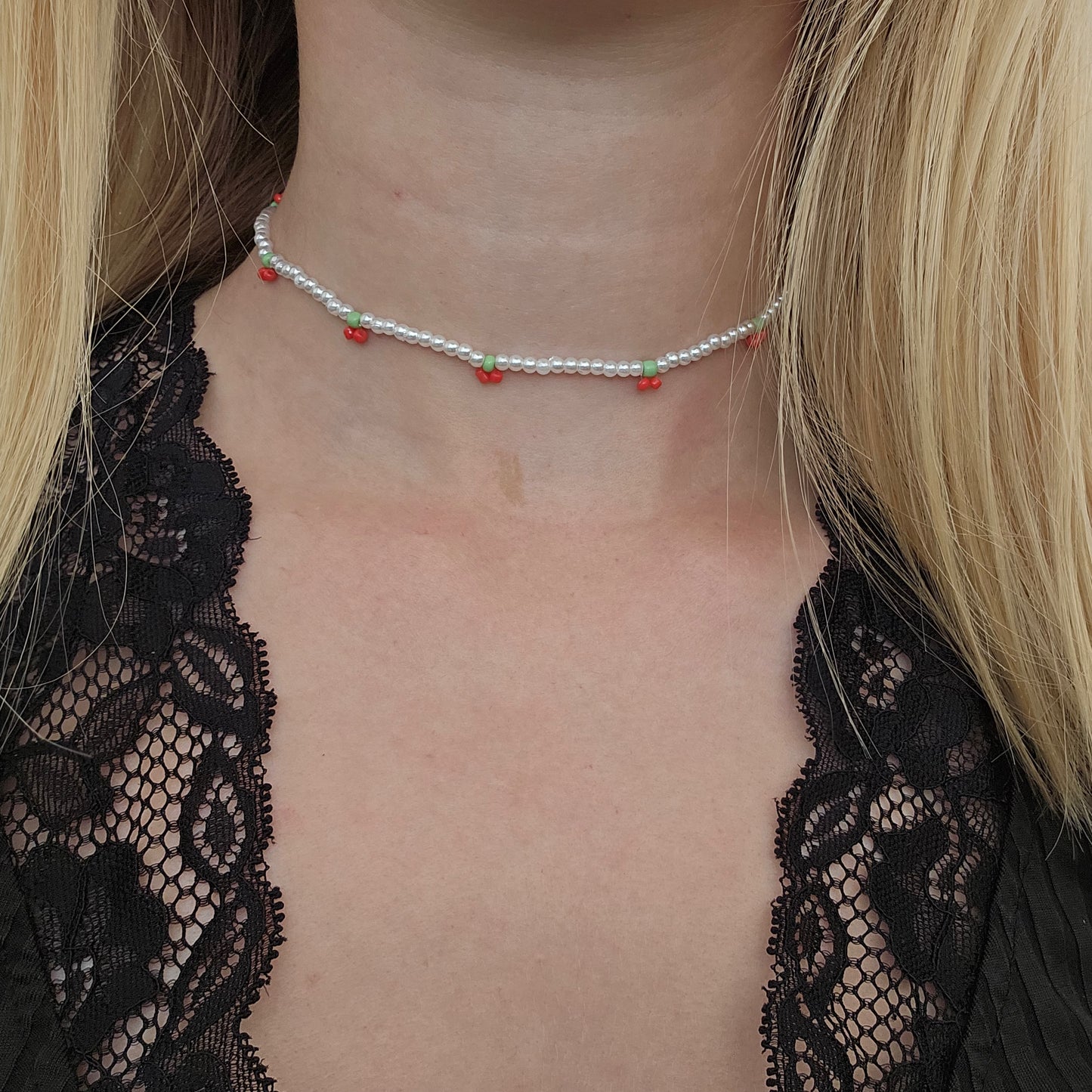 Collier Cherry