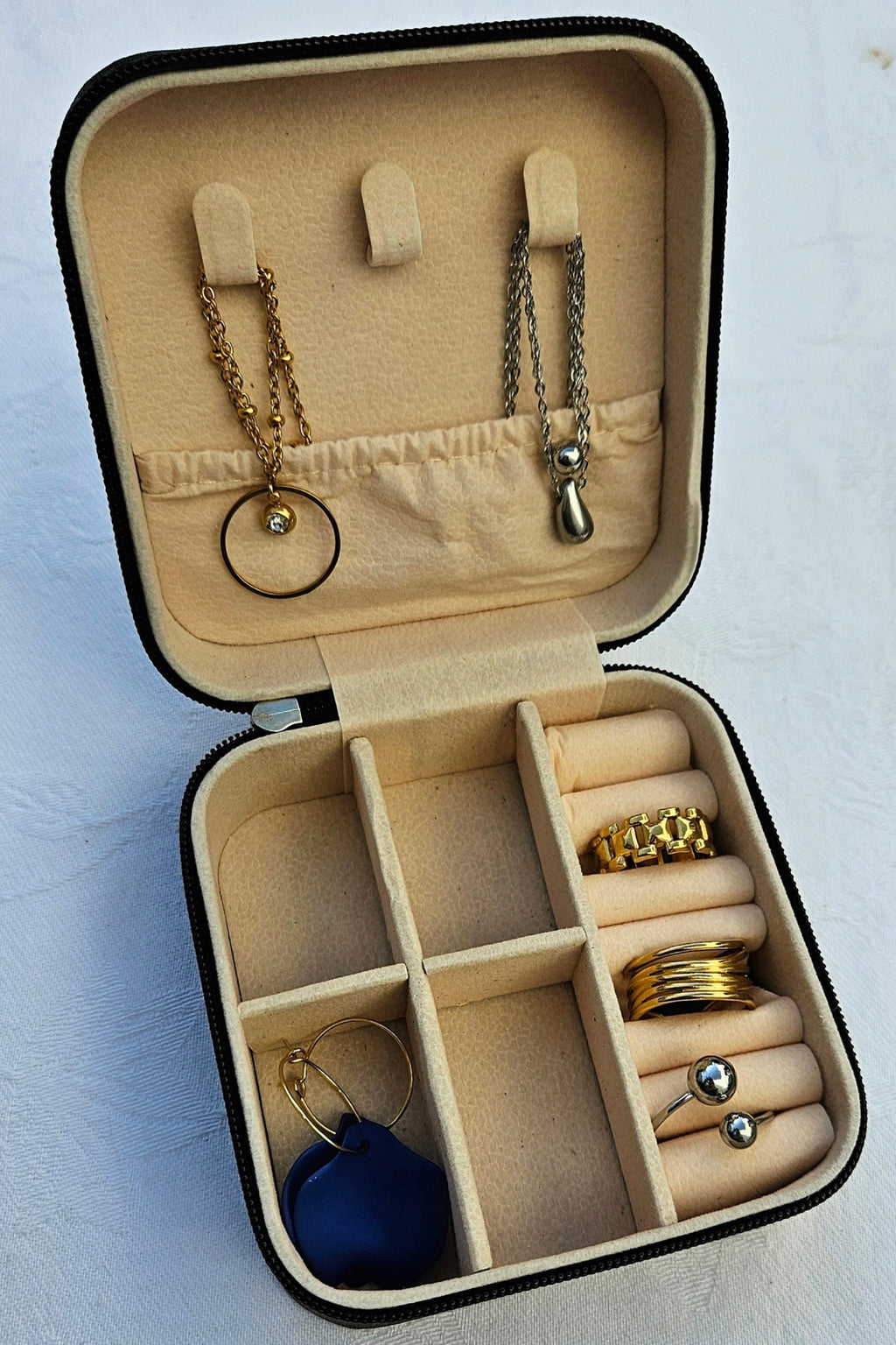 Boîte à bijoux